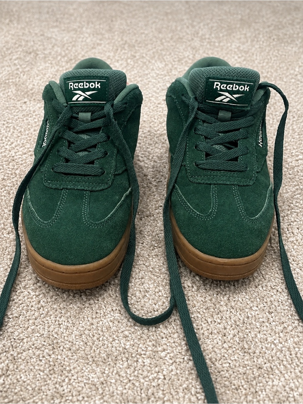 Reebok Green Suede Sneakers Gum Sole Women’s Size 8